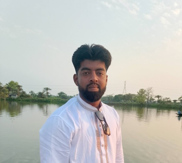 Md Nasim Reza Sujon, 27, Gujrt
