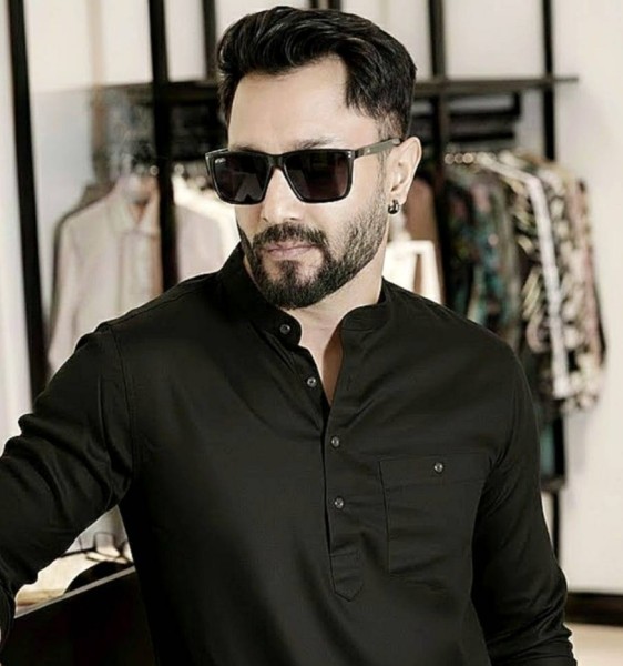 Rasel, 26, Gerze