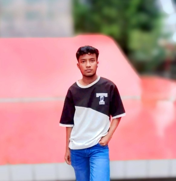 Md Nahid, 22, Niedernhausen