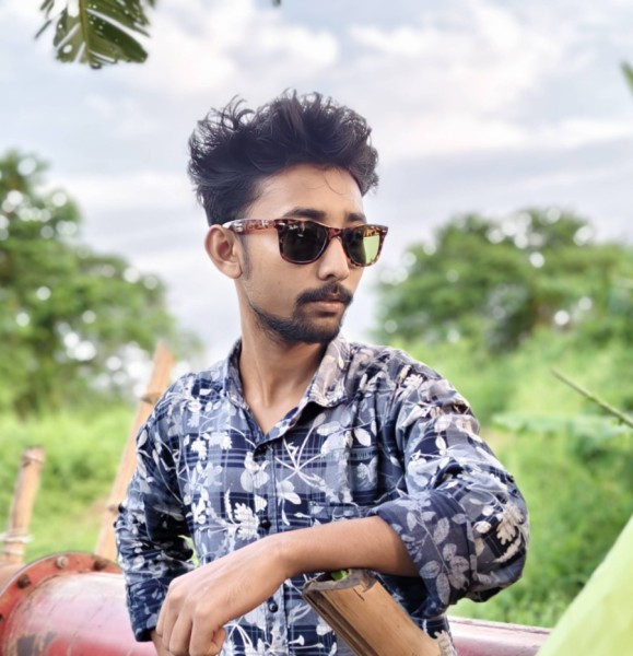 nahid, 23, Baltimore