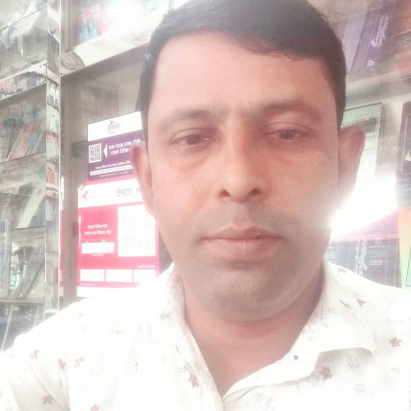 Makbul, 42, Lekki