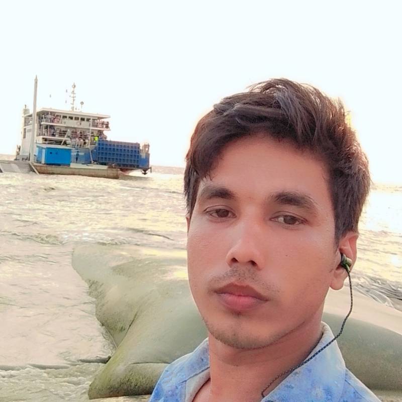 Mdaksh, 26, New Corella
