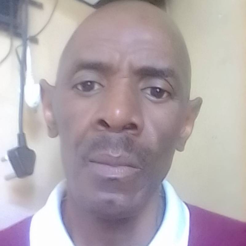Chester, 62, Mnen