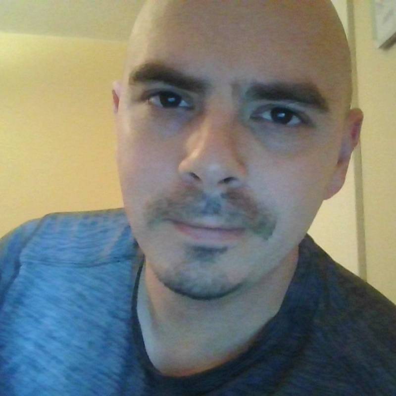 Scott, 37, Skopin