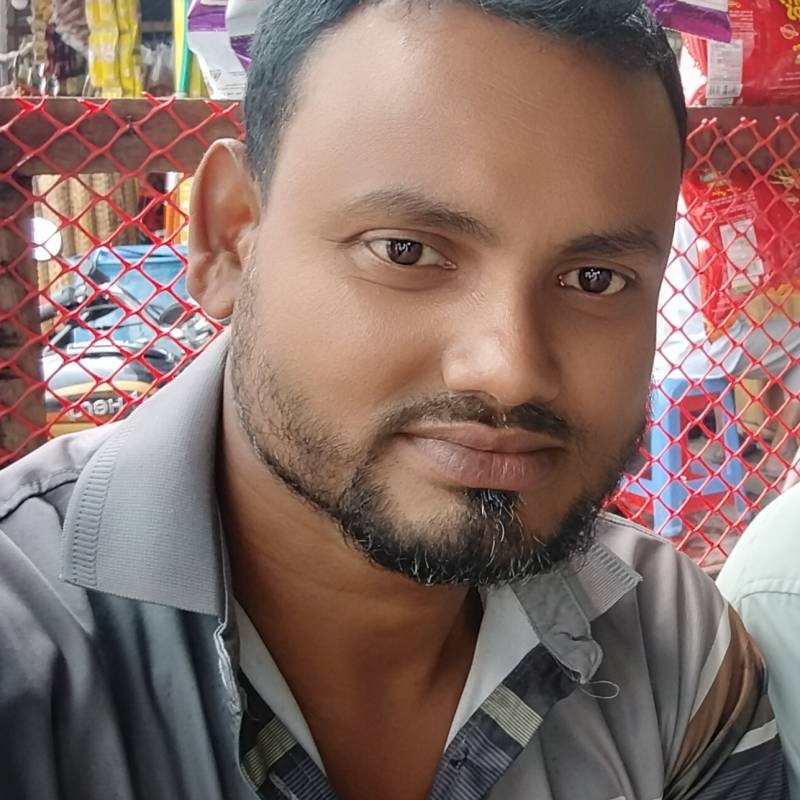 Bahadur, 38, Marcali