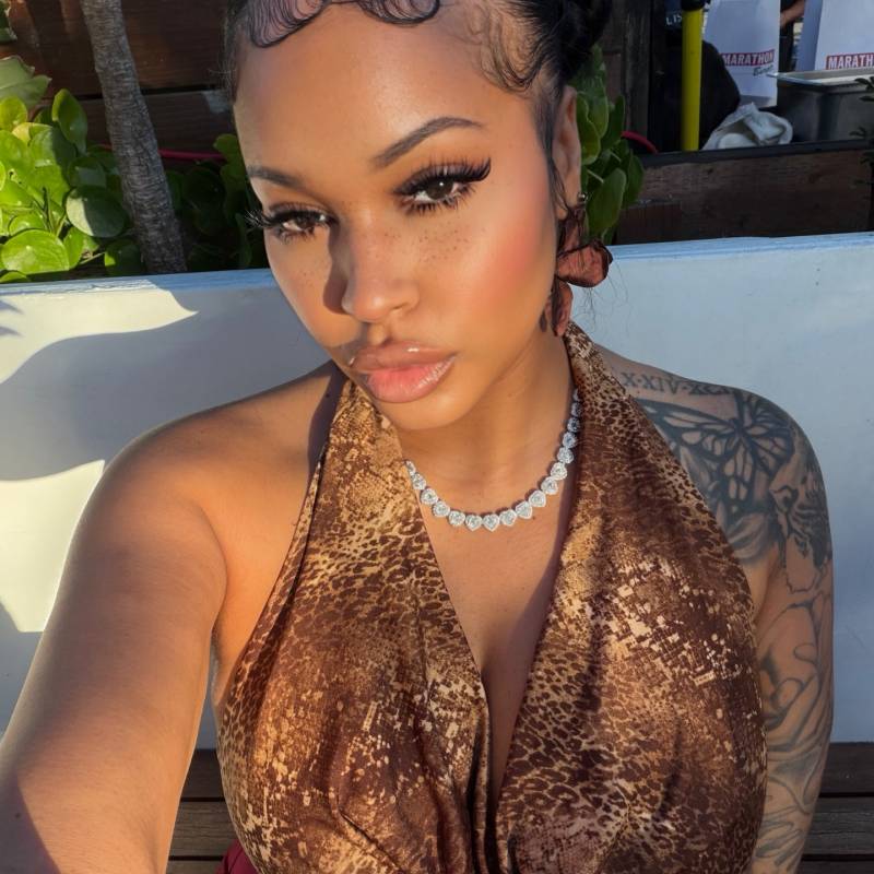 Telsa, 28, Muslim
