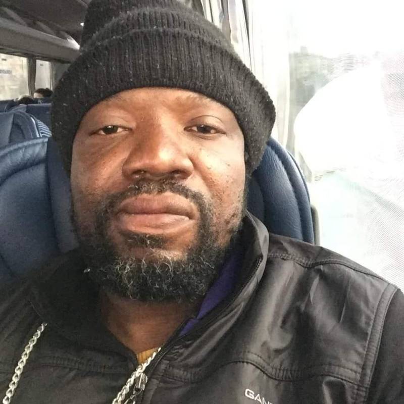 Chigozie ekwujuru, 39, Balyara