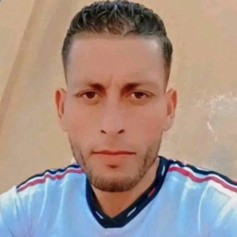 Toufik, 35, Summerside
