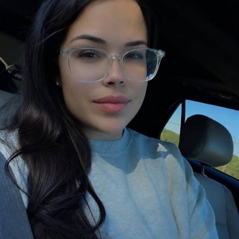 Naomi, 36, Jale