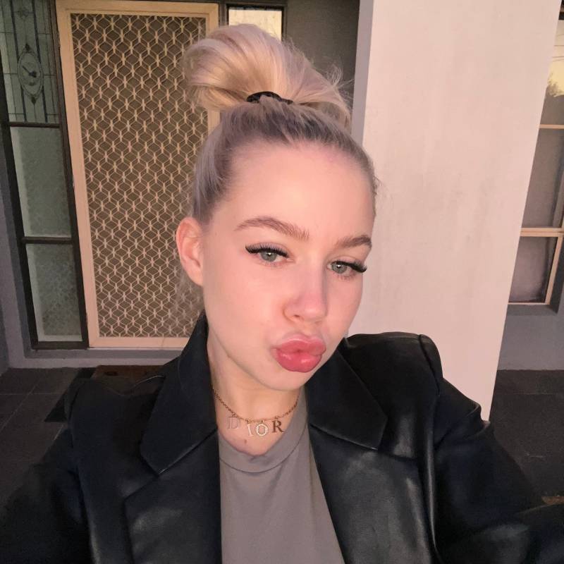 denise, 29, Kuurne