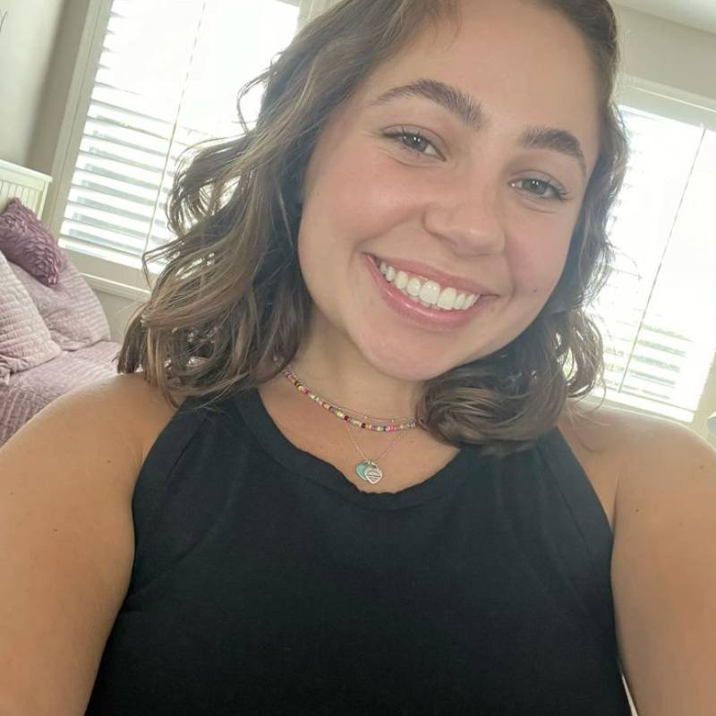 Jasmine, 24, Beauregard