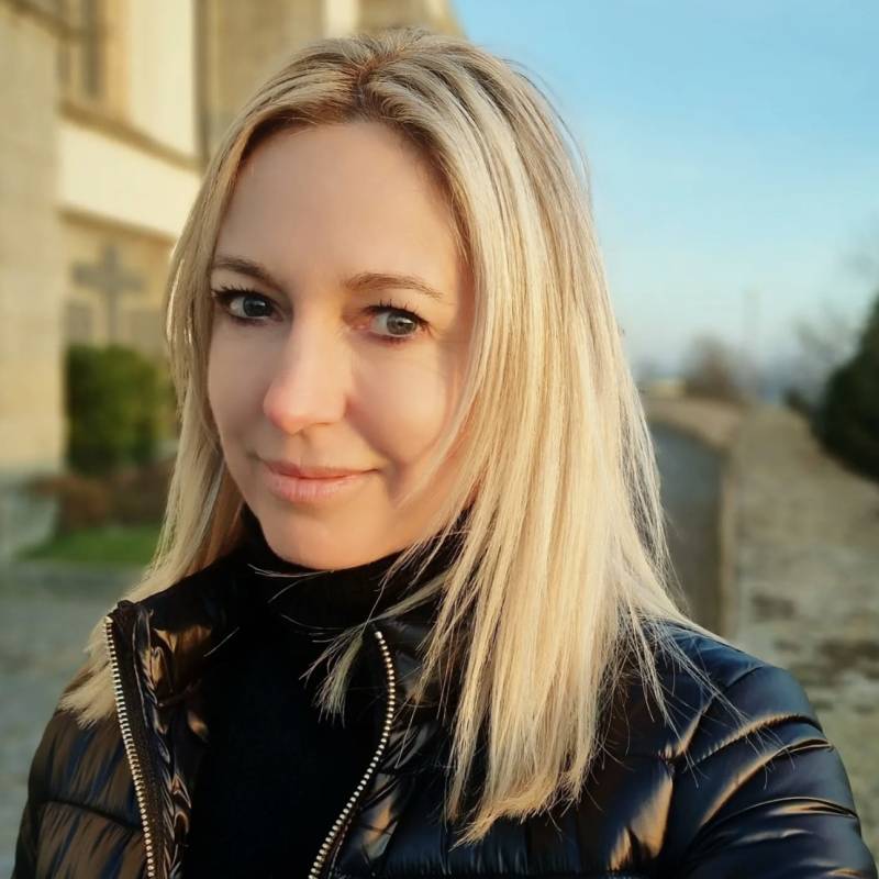 Laura, 35, Leeds