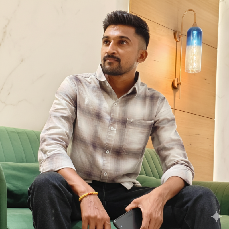 Dharmendra, 28, Cozumel