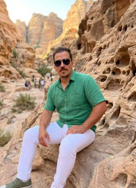 Wesm, 27, Guelendeng
