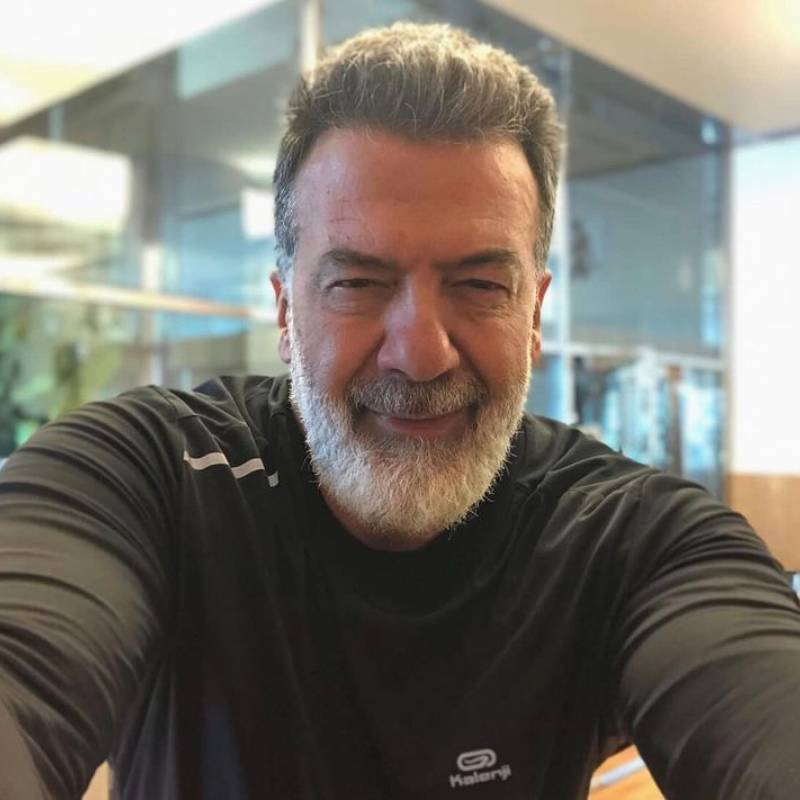 James, 45, Bihr
