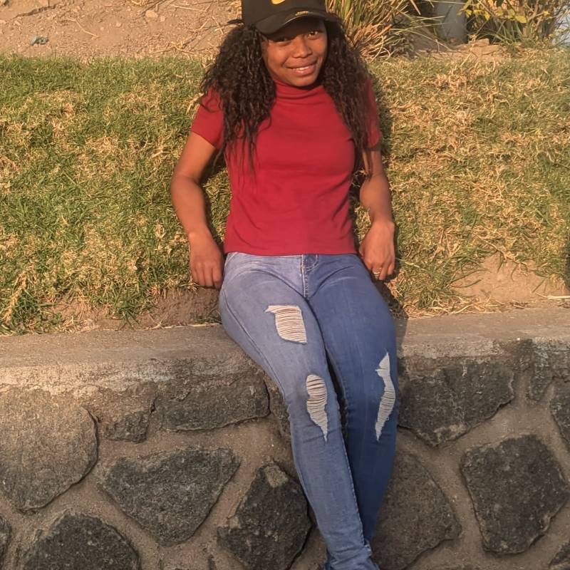 Stella, 27, Ailan Mubage