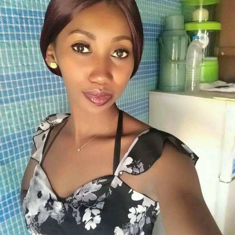 Angella, 27, Olney