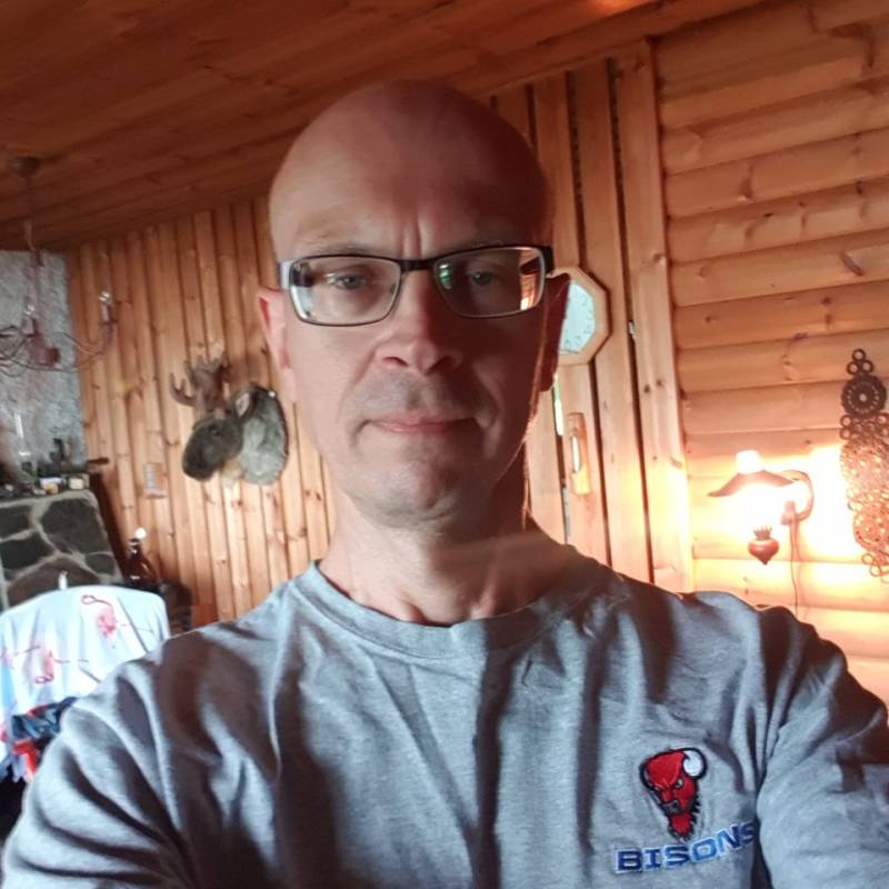 Juha, 55, Sngerei