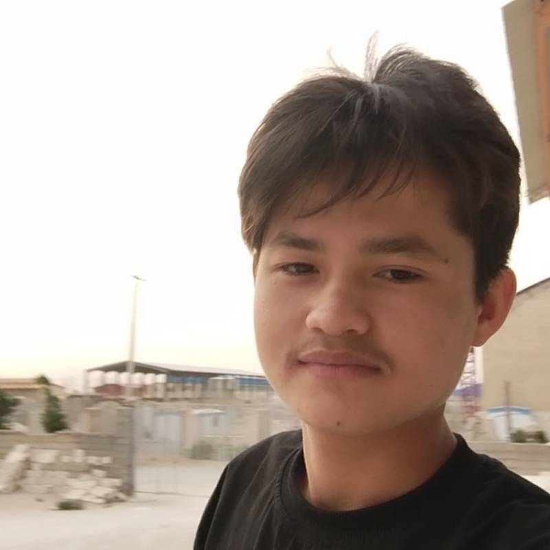 Yasin, 20, Hasky