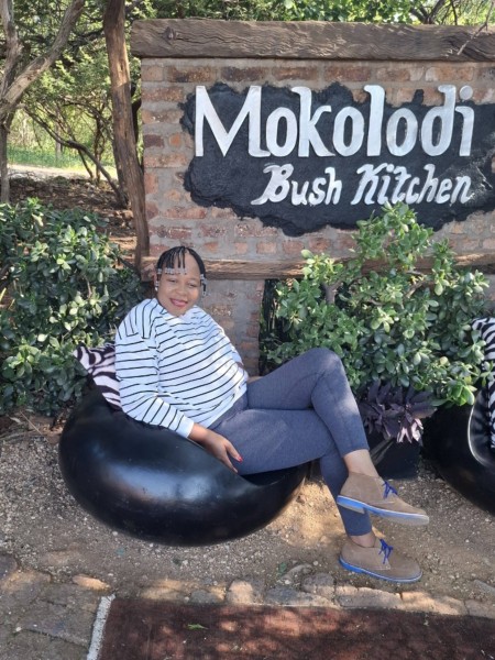 Tshola, 50, Cabrob