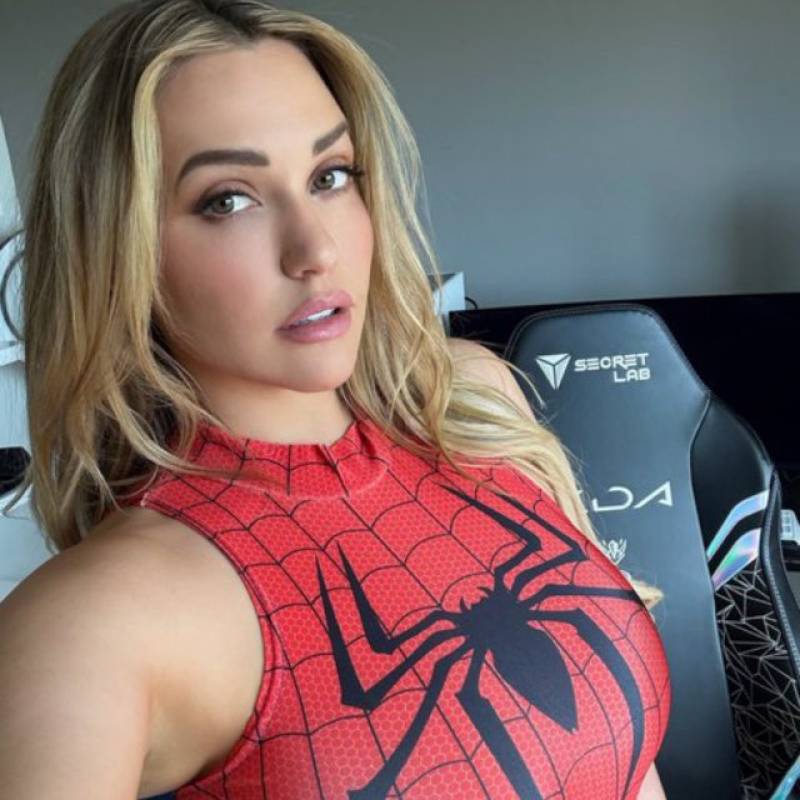Whitney, 22, Despatch
