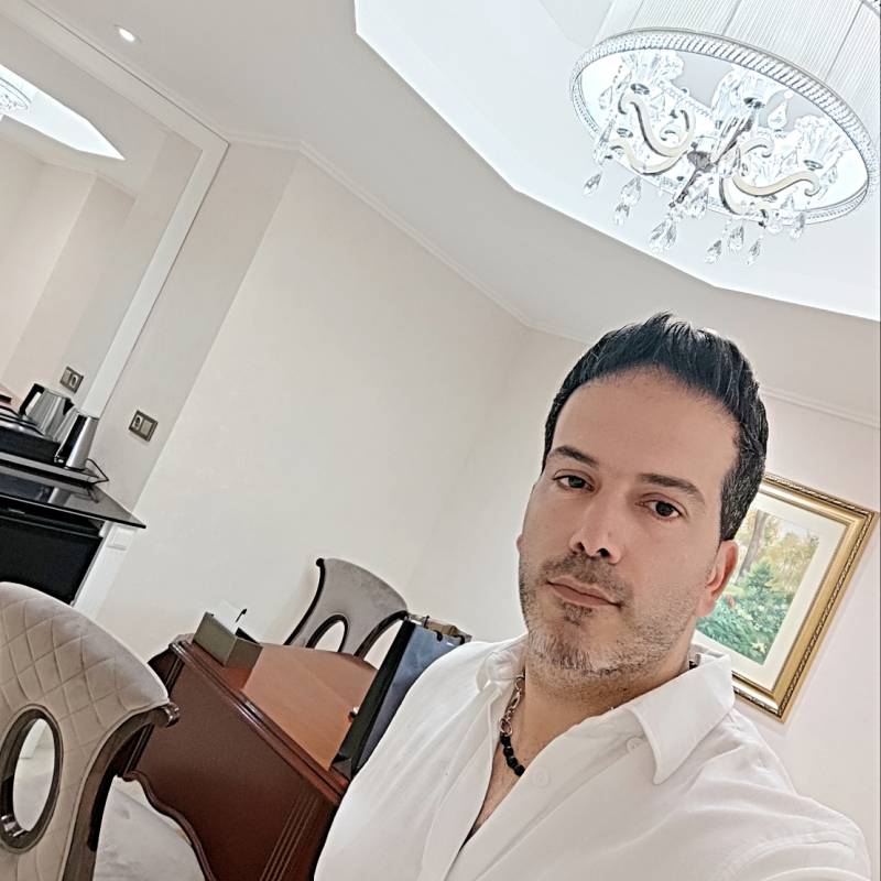 Pezhman, 41, Ibb