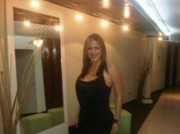 Alexis, 34, Glyam