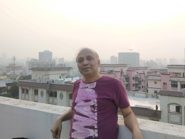 Sunny, 51, Stepney