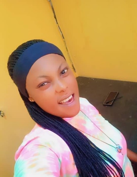 clara smith, 35, Bairo