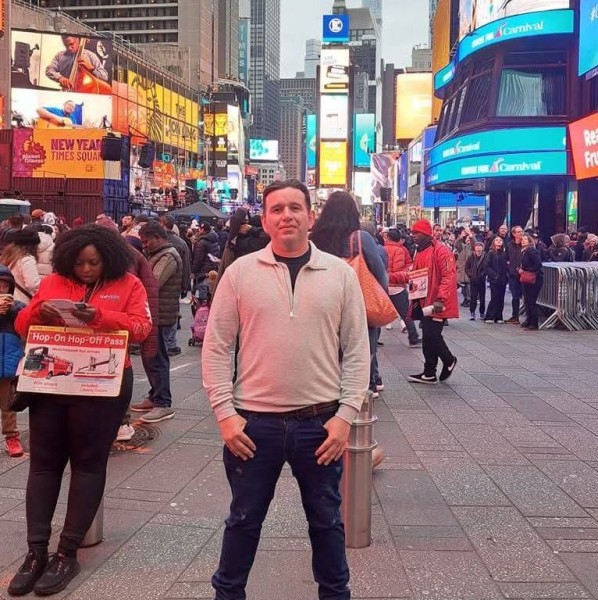 Santiago, 40, Raychikhinsk