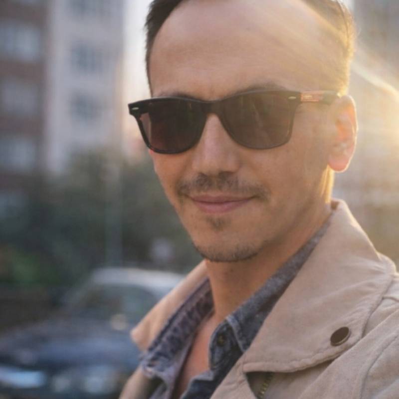Hakonen, 36, Livingston
