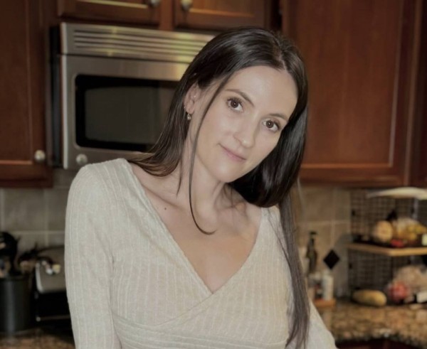 Vicky, 37, Detroit