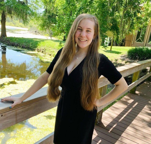 Clara Lawrence, 29, Aarschot