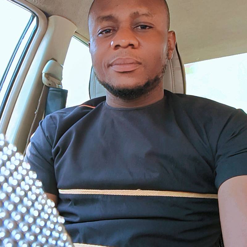 Emmanuel, 37, Mabole