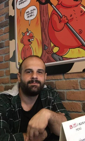 Kartal, 33, Cape Town