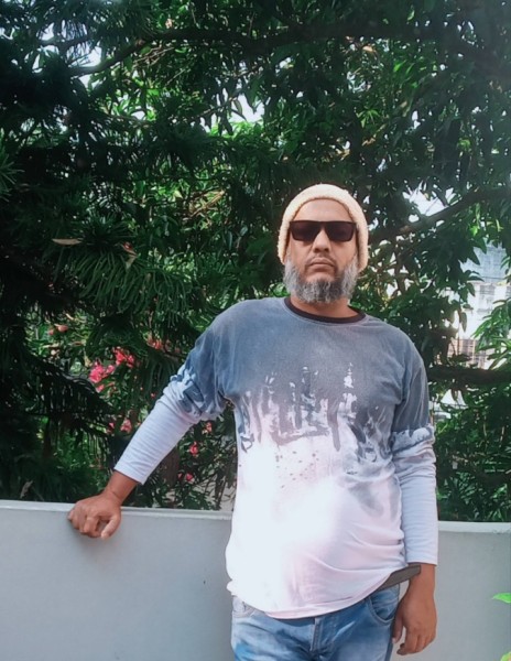 Md kuasha, 45, Jila Sirajganj Thana Raiganj