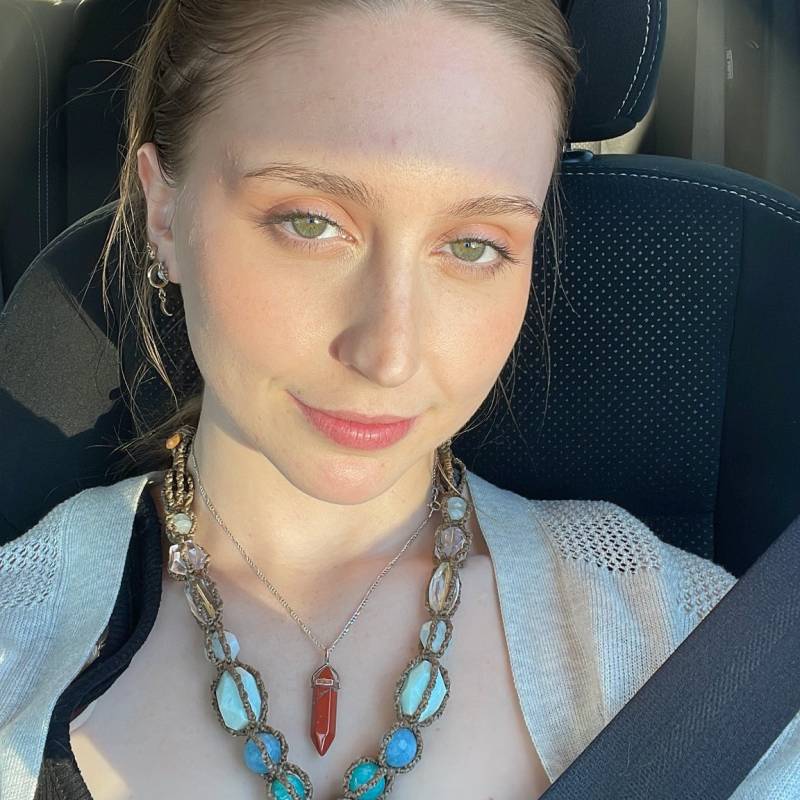 Angie cole, 32, Rakovski