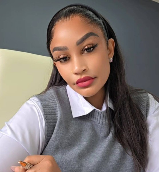 Felicia, 34, Boulognesurmer