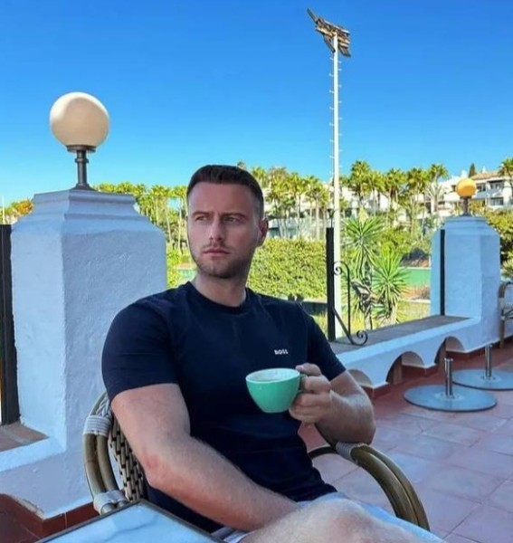 Micheal, 35, Chaltyr