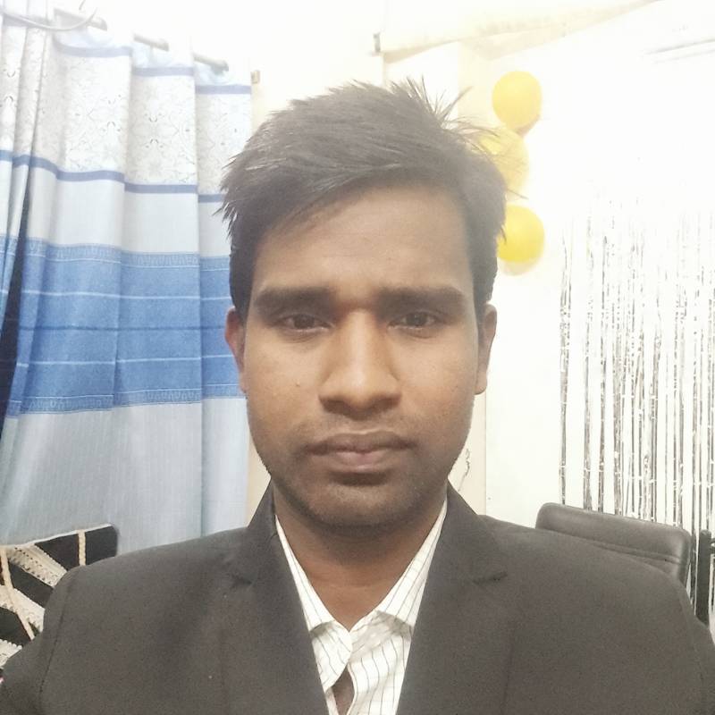 James, 19, Kenitra