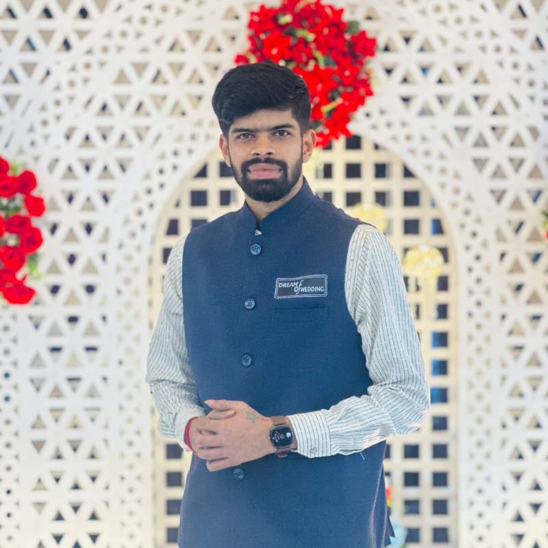 Emon, 26, Jerusalem
