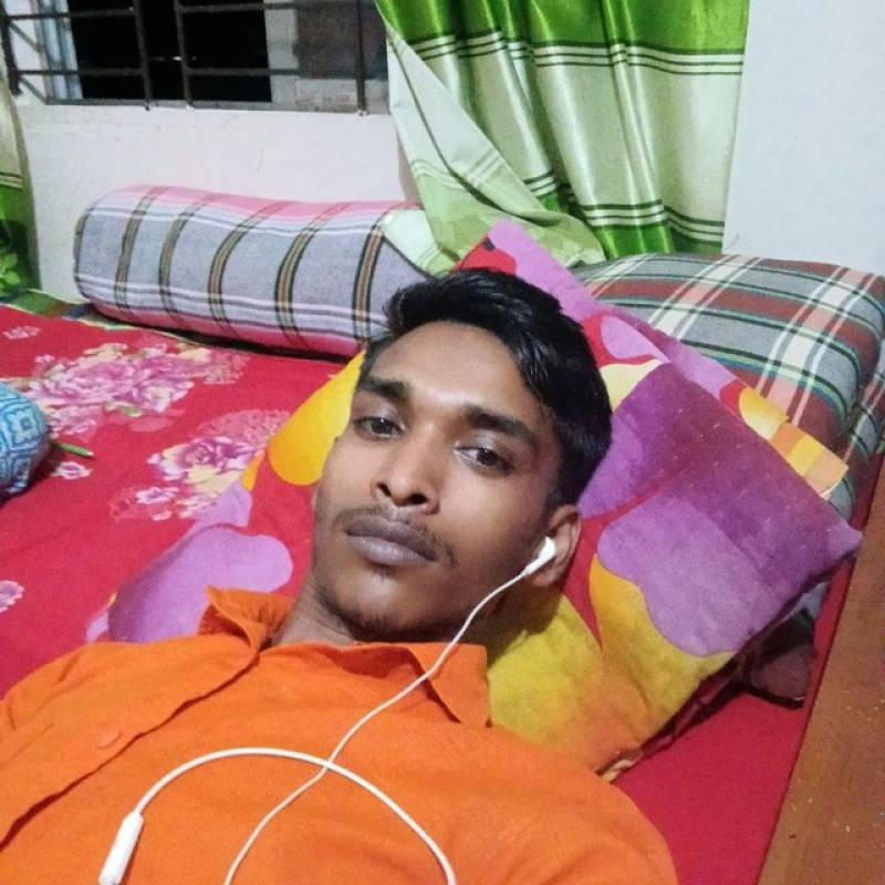 MD, 29, Velliyd