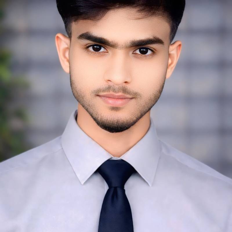Komol, 21, Presidente Kennedy