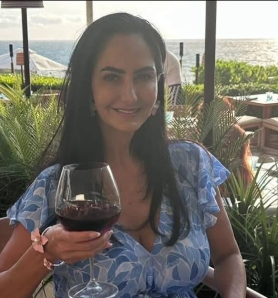 Sonia, 41, Livingston