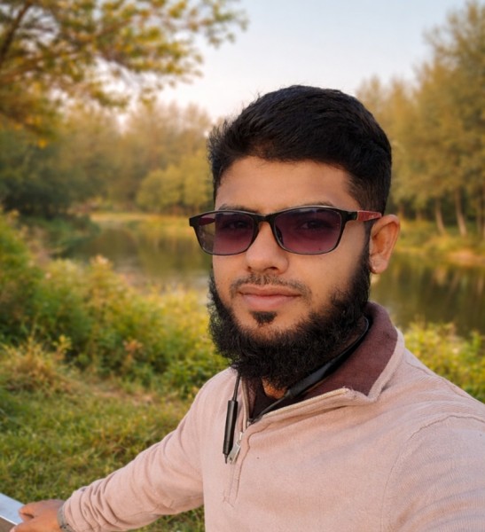 MD: Hasan sk, 29, Zurbaiyah