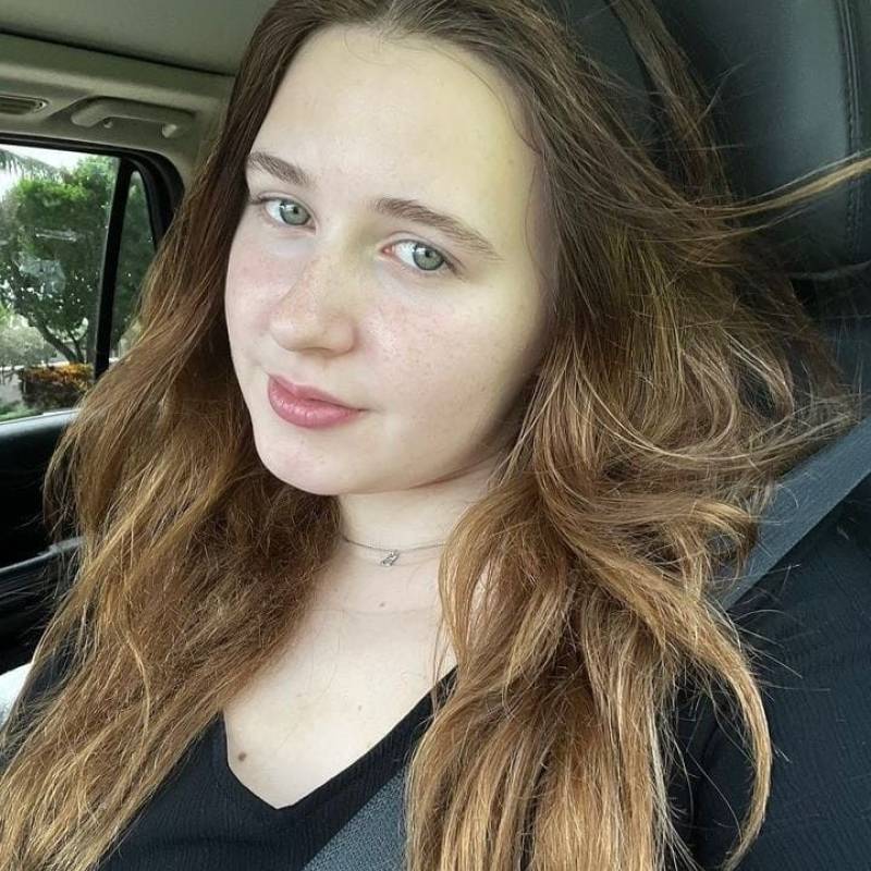Bella smith, 38, Manosque