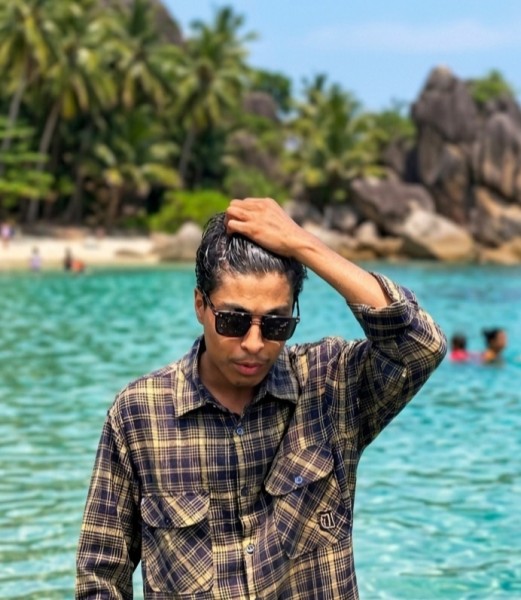 ARAFAT, 20, Oueme