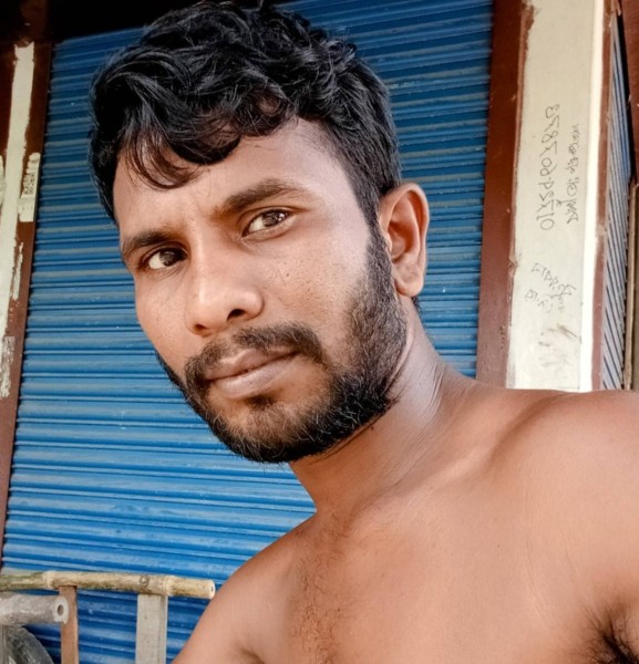 Sk, 29, Lansdowne