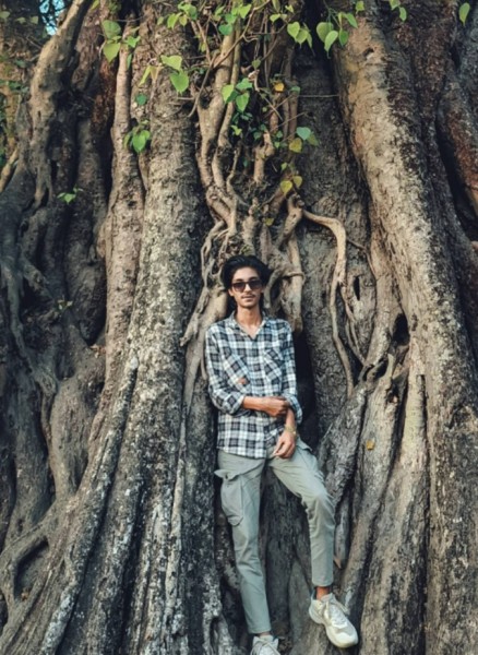 Riyad, 22, Shiongshui