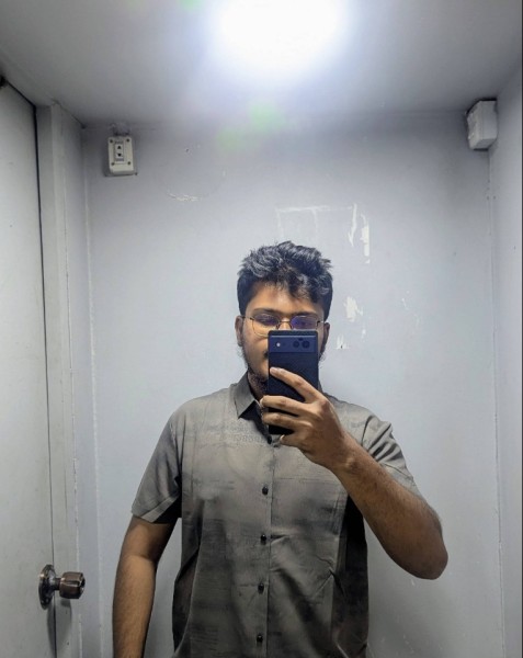 Siyam, 25, Dhaula